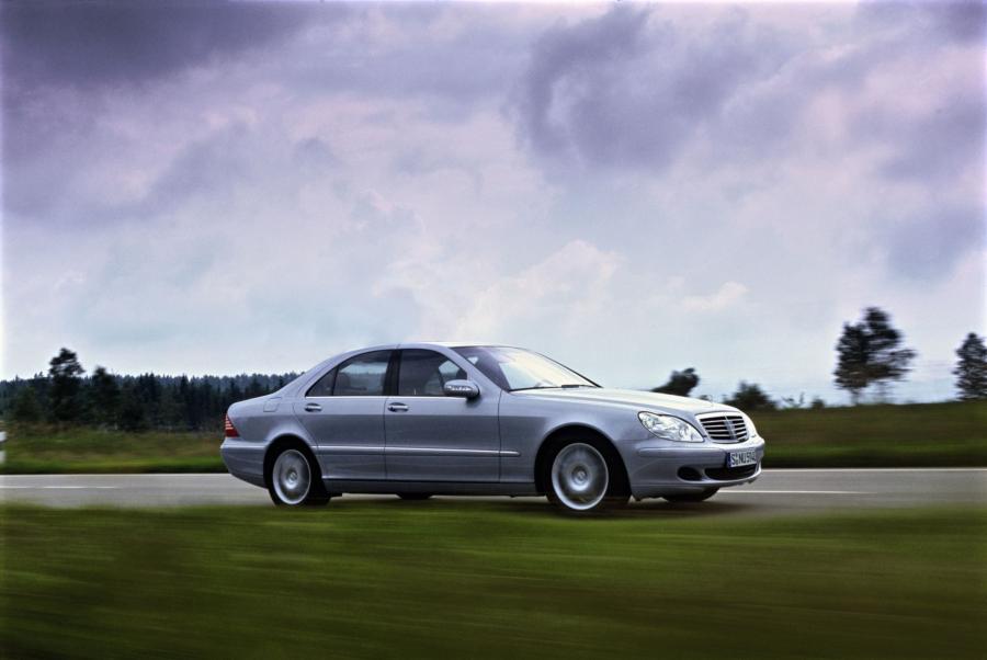  Mercedes-Benz S-Class 2000 года  (фото 25 из 42)